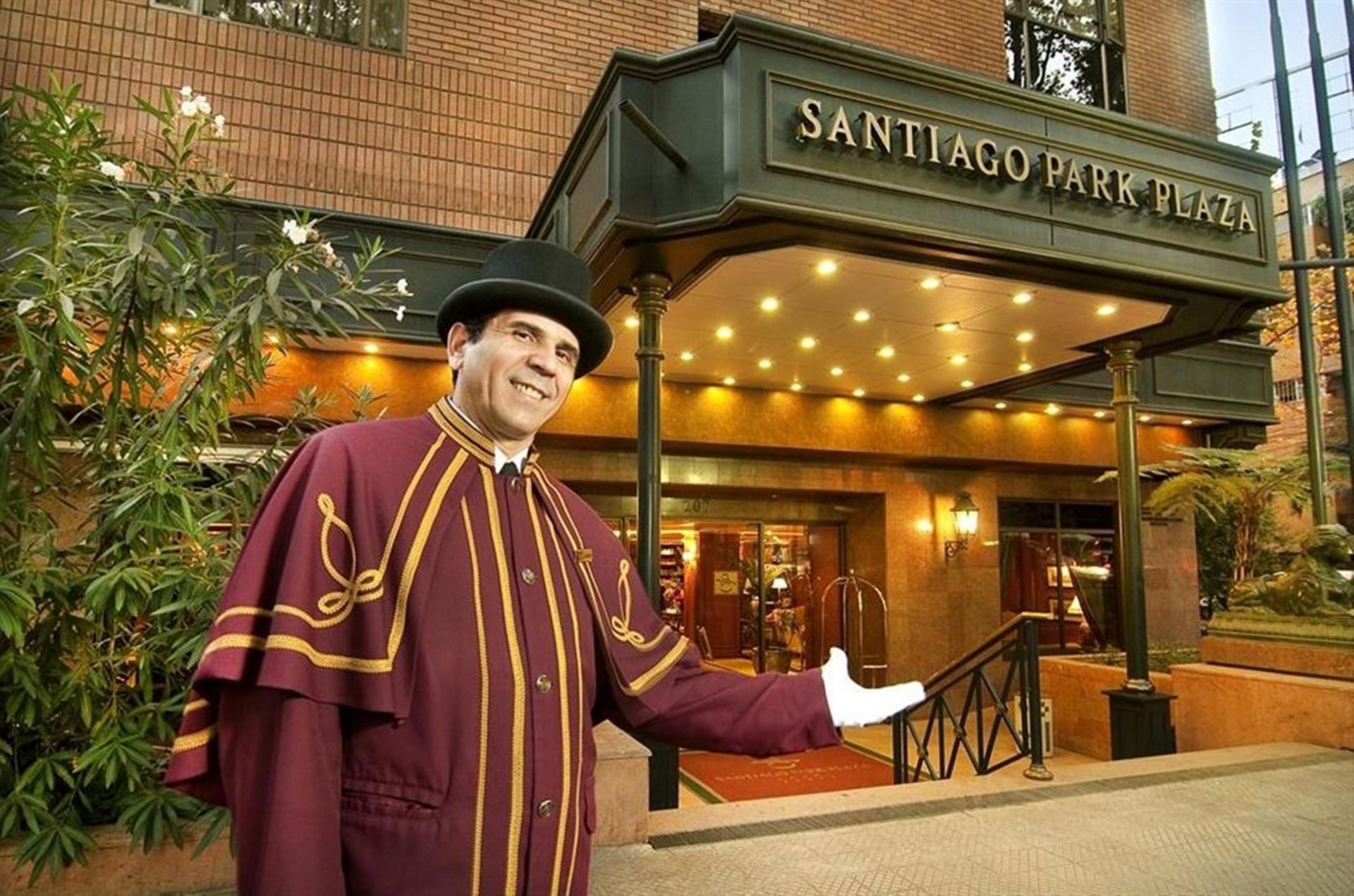 Park Plaza Santiago Hotel ภายนอก รูปภาพ