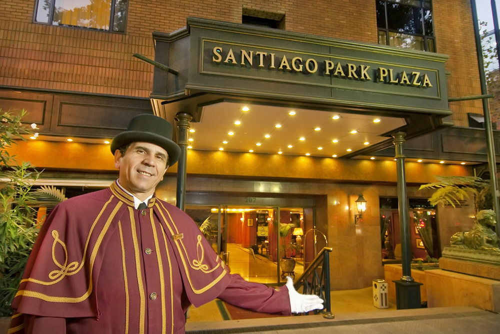 Park Plaza Santiago Hotel ภายนอก รูปภาพ